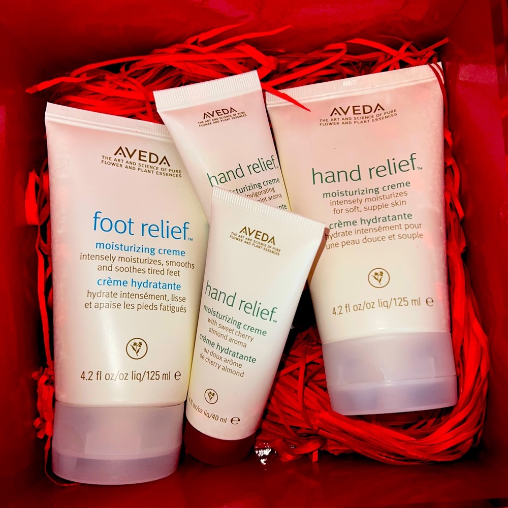 AVEDA Gift Set NEW! Hand & Foot Moisturizer Wrapped & Ready